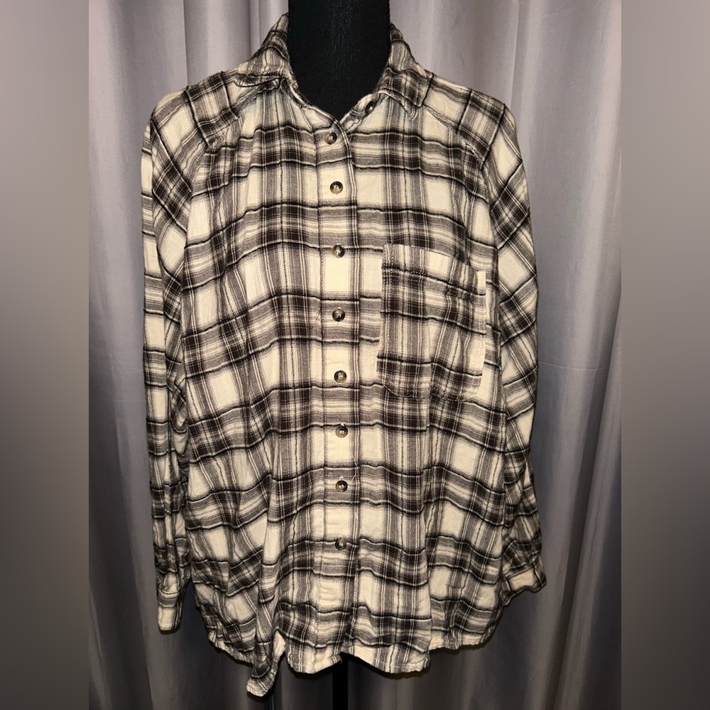 By Together button down plaid shirt. Womens large oversized